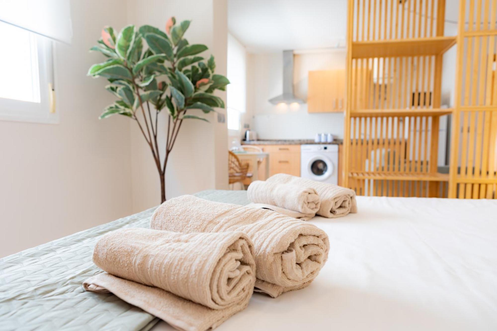 Teatro Suites Malaga City Flat Eksteriør billede